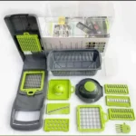 Multifunctional veggie chopper