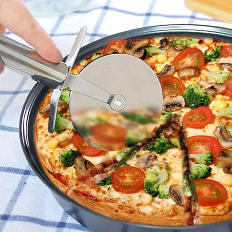 Pizza Cutter -Material: Stainless Steel