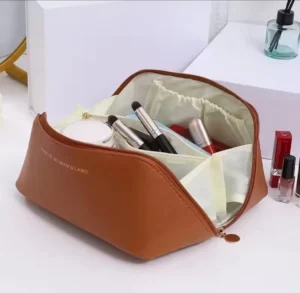 Makeup travel organizer pouch