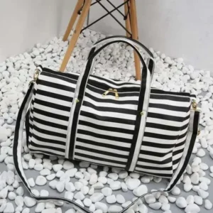 Large capacity sports bag