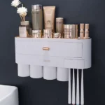Modern bathroom storage