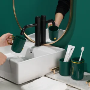 Compact mouthwash cup set