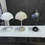 Rechargeable table lamp