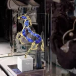 Luxury crystal horse statue