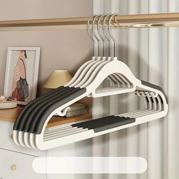 non-slip clothes hangers