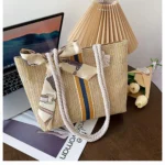 Chic Fashion Straw Tote Bag