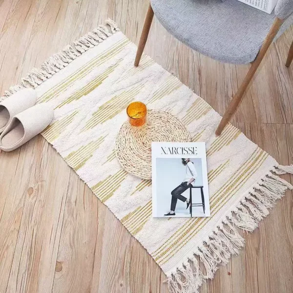 cozy bedside rug