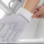 Waterproof cleaning gloves