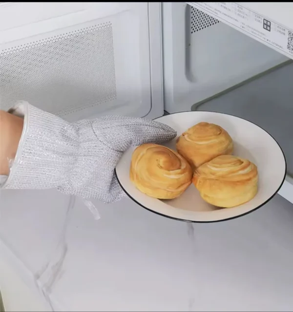 Latex inner layer gloves