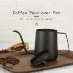 Precise pouring kettle for coffee and tea