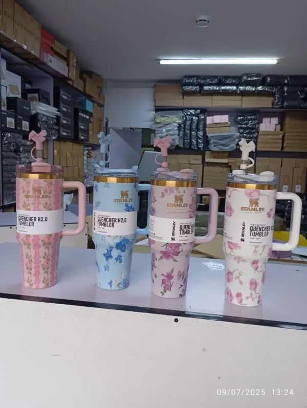 LOVESHACK FANCY Stanley mug