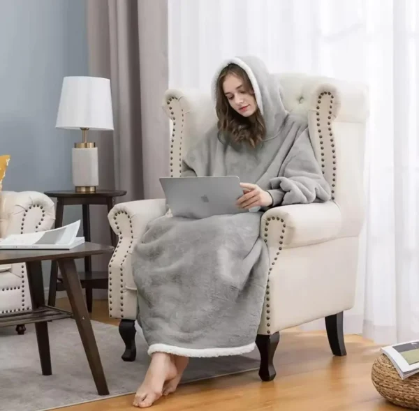 giant pocket hoodie