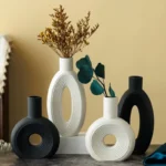 Stylish vases for shelves