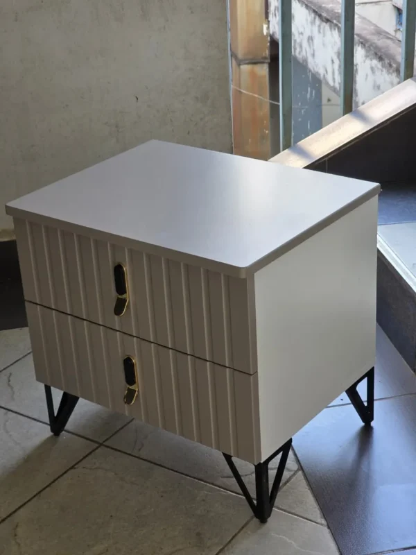 Nordic night table with drawers