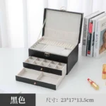 Lockable jewelry box