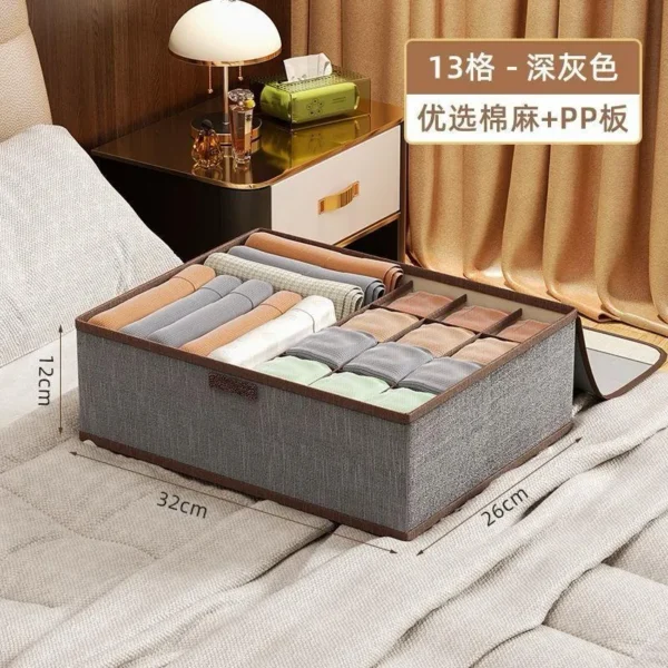 Closet storage box with cover