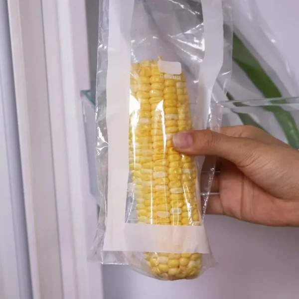 Reusable refrigerator storage bags