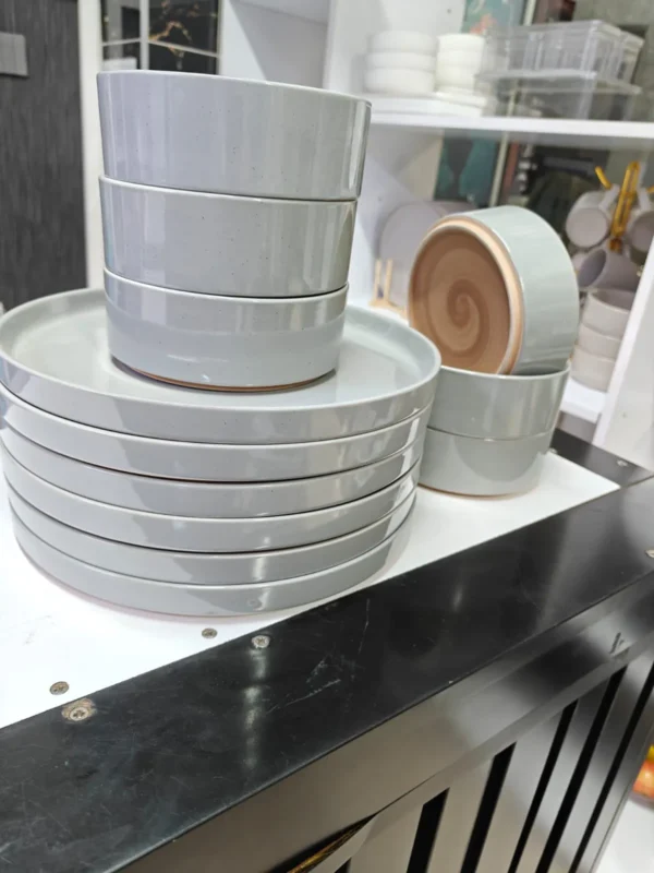 Premium Quality Bowls and Plates