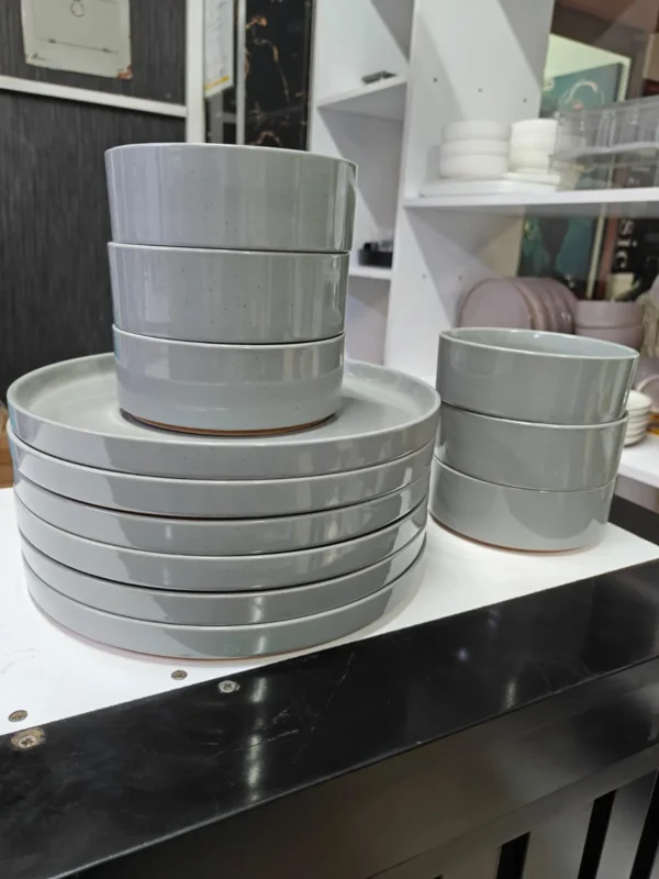 Premium dinnerware set