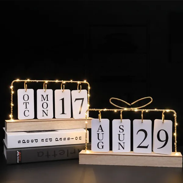 Decorative table calendar