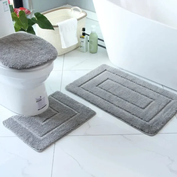 Bathroom carpet set