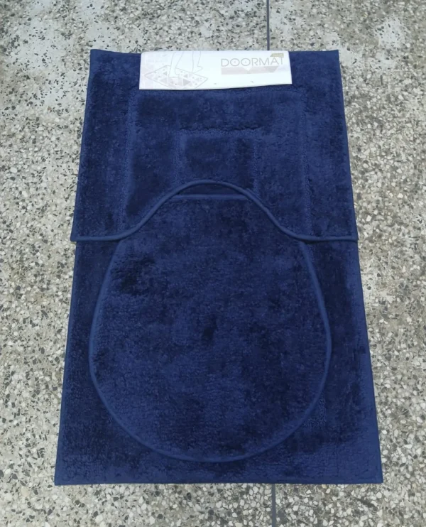 Toilet contour rug