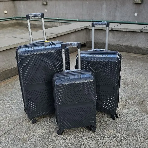Luxurious Unbreakable Pp Suitcase