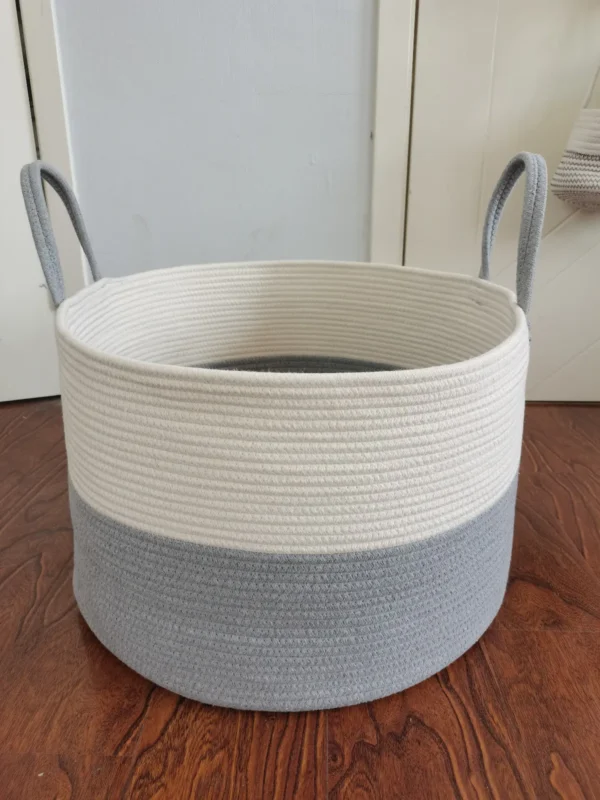 basket with lid
