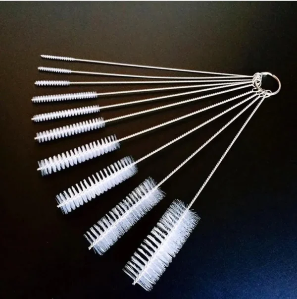 Reusable straw cleaning kit