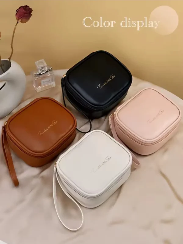 Portable cosmetic pouch