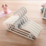 retractable children hangers