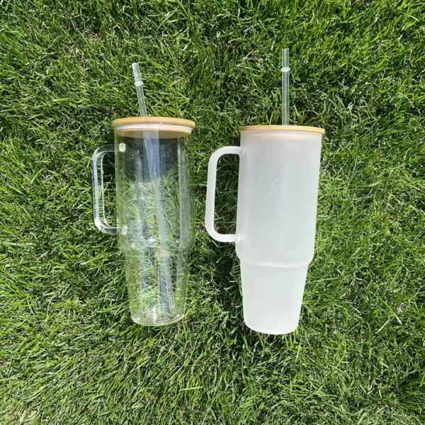 iced coffee glass with straw