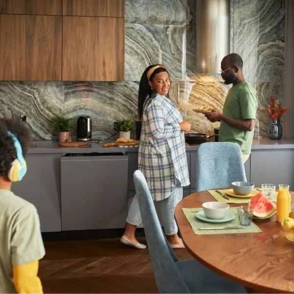CATEGORIES 6 Kitchen & Dining