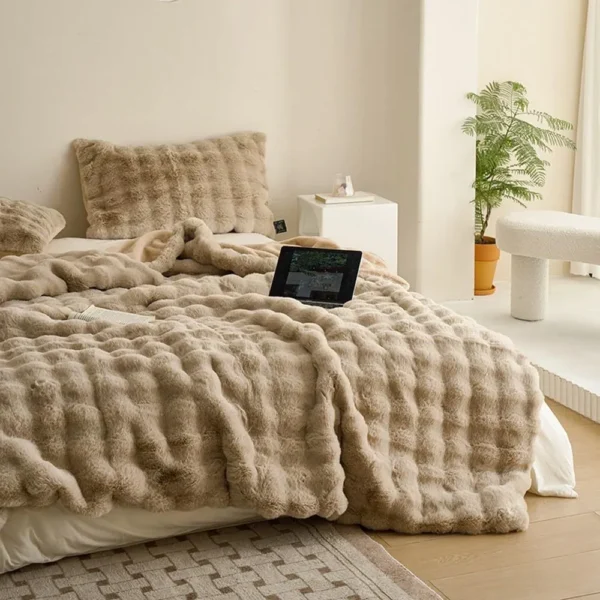 Plush faux fur bed blanket