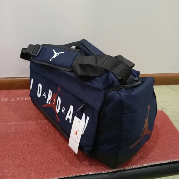weekender travel bag