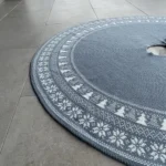 holiday living room décor