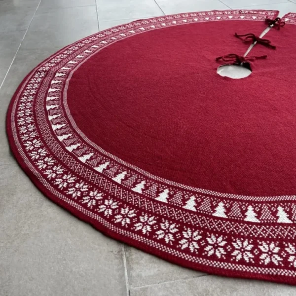 knitted Christmas tree skirt