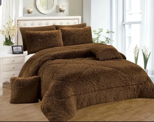 Fluffy duvet set
