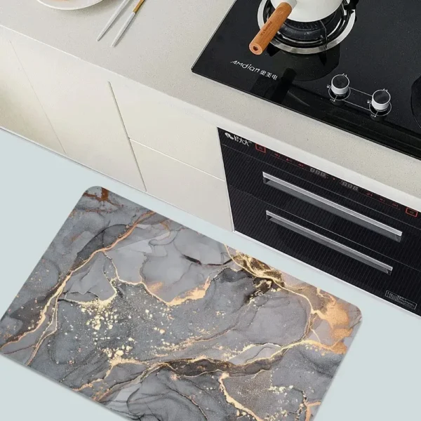 Fast drying bathroom mat