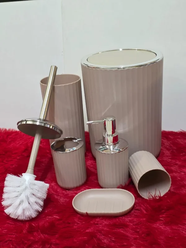Modern bathroom organizer set