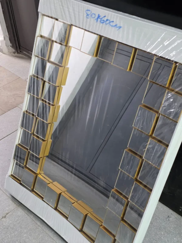 Elegant Luxury Decorative Mirror