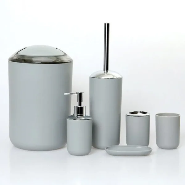 Bathroom accessories set