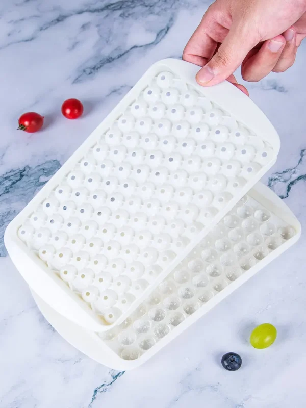BPA free 104 grid ice maker