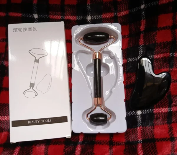 Beauty facial roller