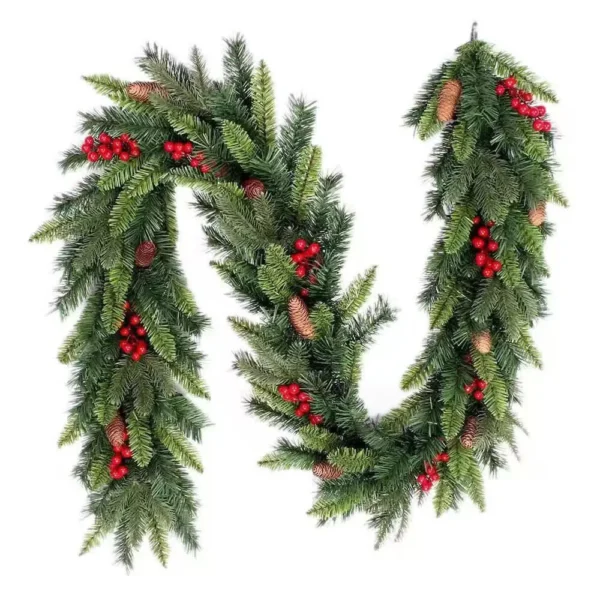 Unique House Collection Home 31 2.5M PVC Christmas Garland