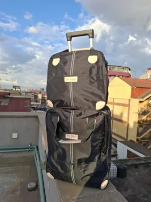 Large capacity trolley luggage