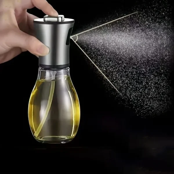 Non-slip oil spray bottle