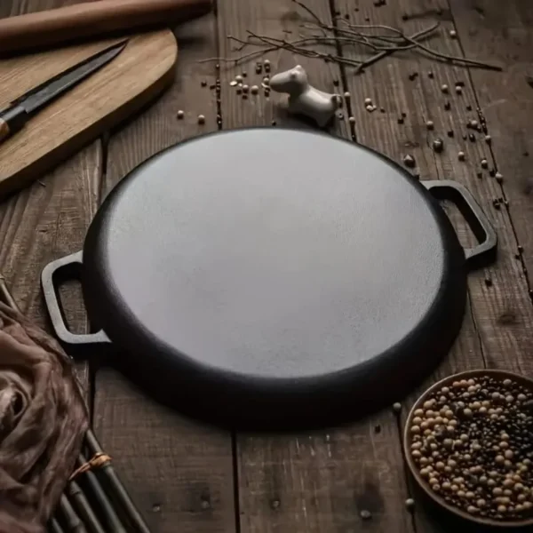 Cast iron skillet 30cm