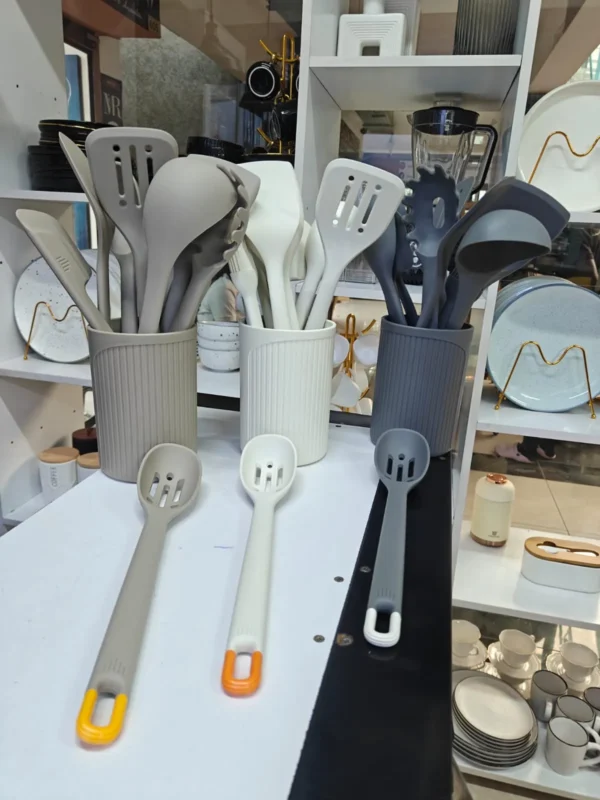 White grey blue spoon set