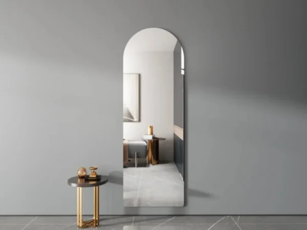 Lightweight wall mirror